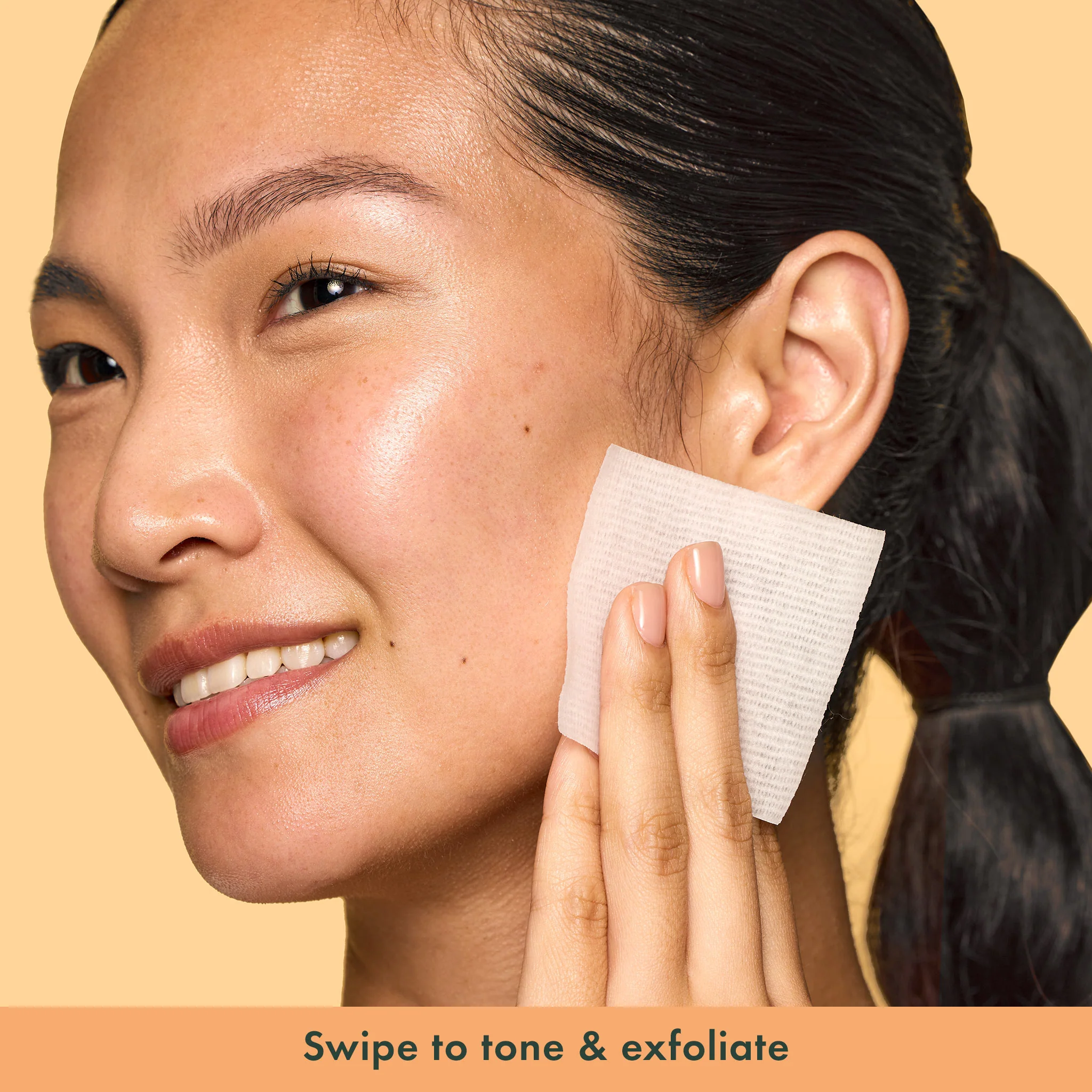 Miracle Clear Brightening Carotene Pads - Image 4